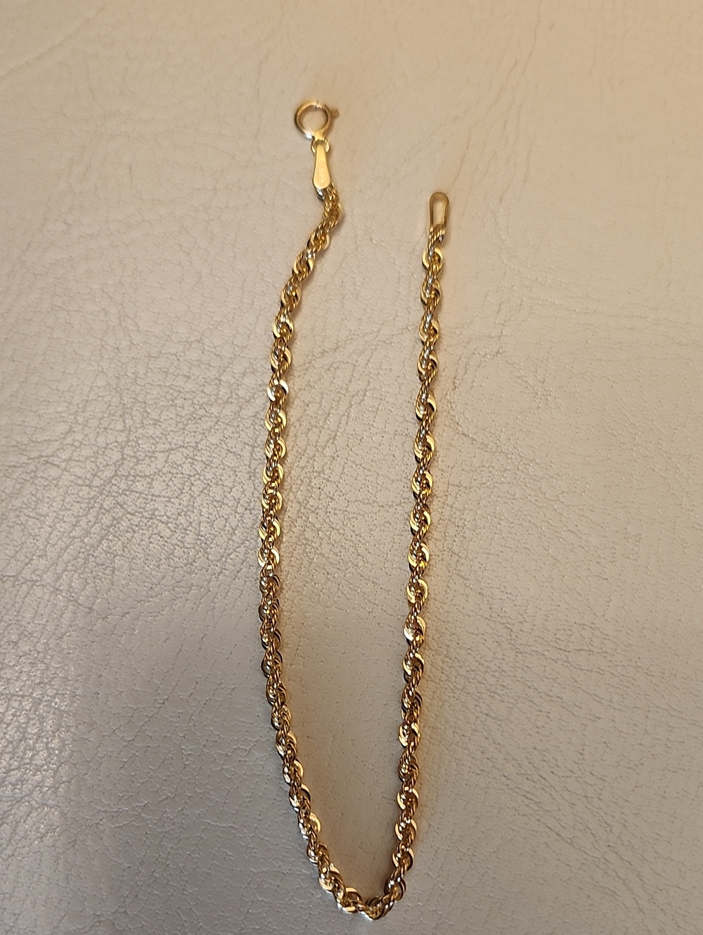 10kt Solid Gold Rope Bracelet – 6.74 Length – Classic & Timeless - Picture 12 of 15
